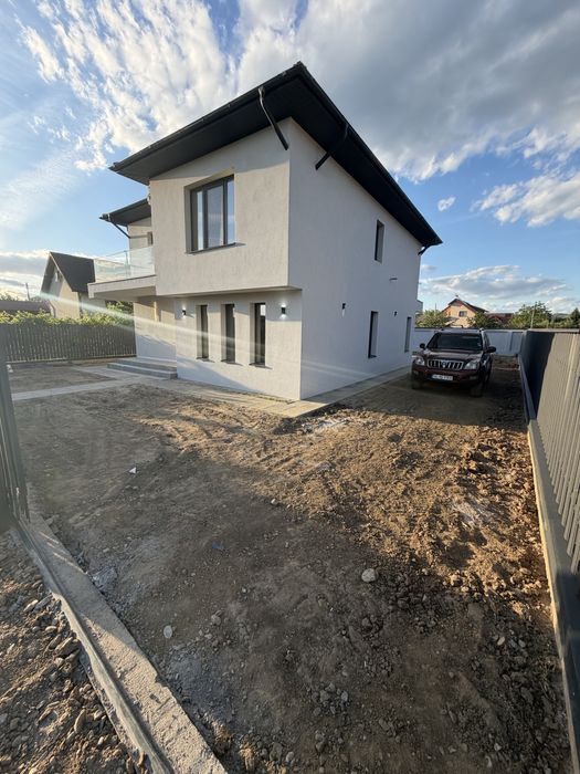 Case in complex privat! -Florix Residence-