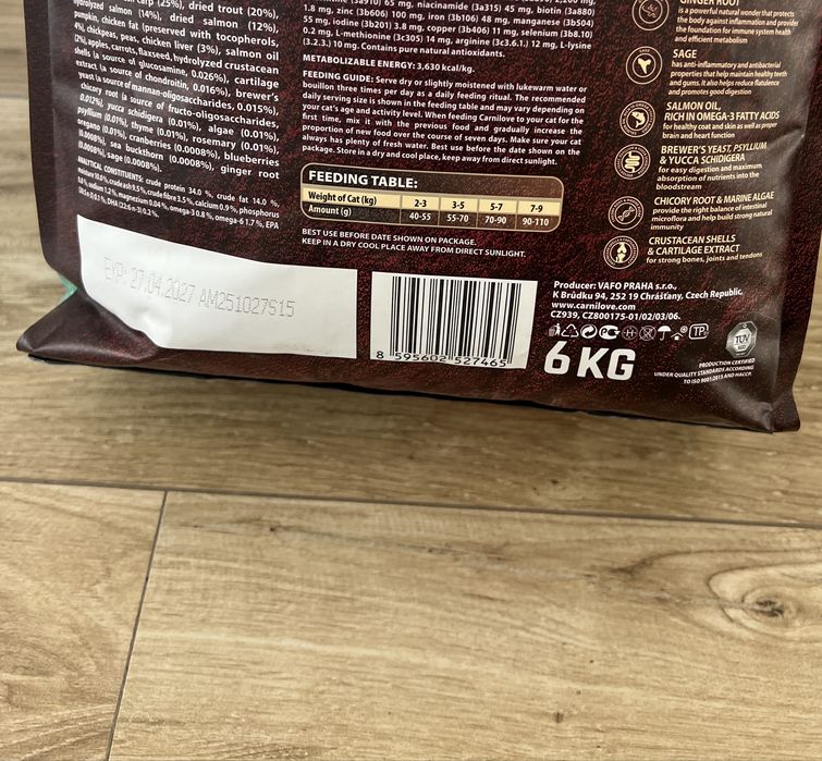 Hrana uscata pt pisici