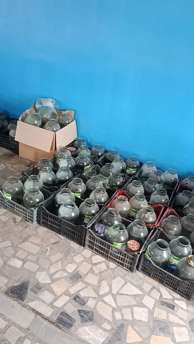 Bankalar sotiladi yangi 0.450. 1L