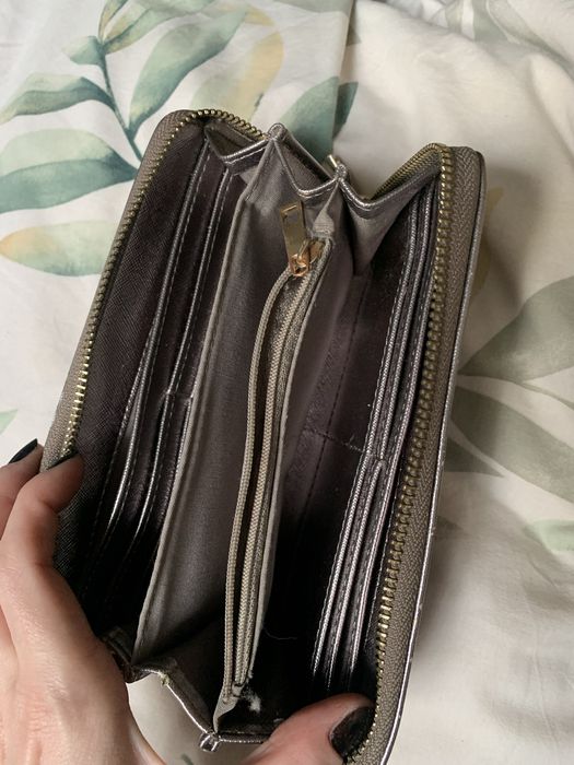 Продам кошелек Louis Vuitton