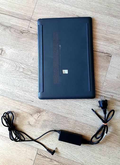 Laptop HP 250 G9 i7 1255U 16GB RAM 512GB iris xe

Iris xe