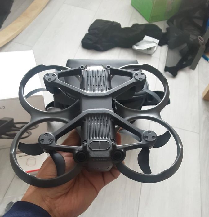 Дрон DJI Avata 2 Combo