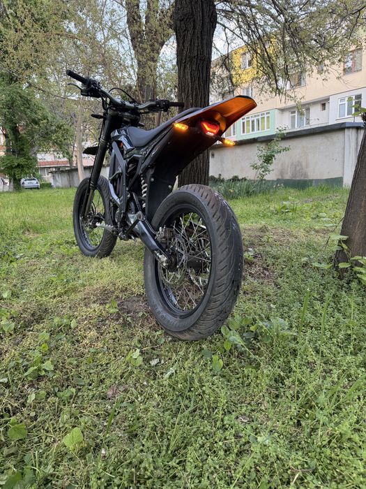 Surron Ultra Bee 2024