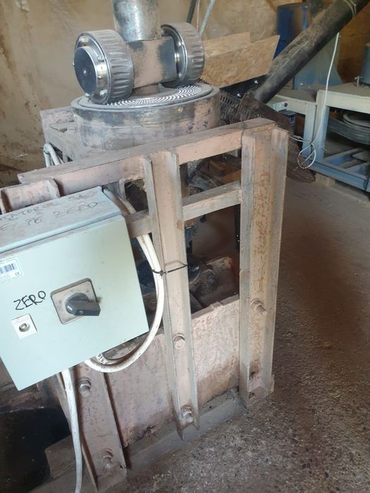 Presa peleti 22kW+ Moara rumeguș 18,5kW