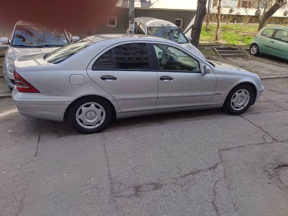 Mercedes benz  C 220