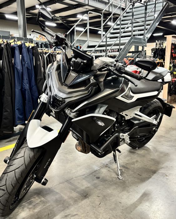CFMOTO 800NK Advanced