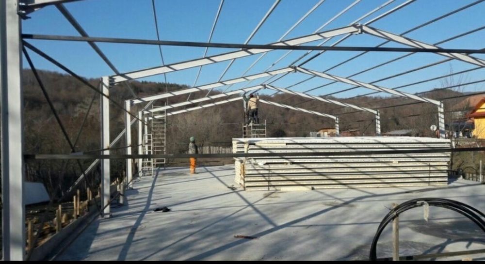 Structuri si hale metalice