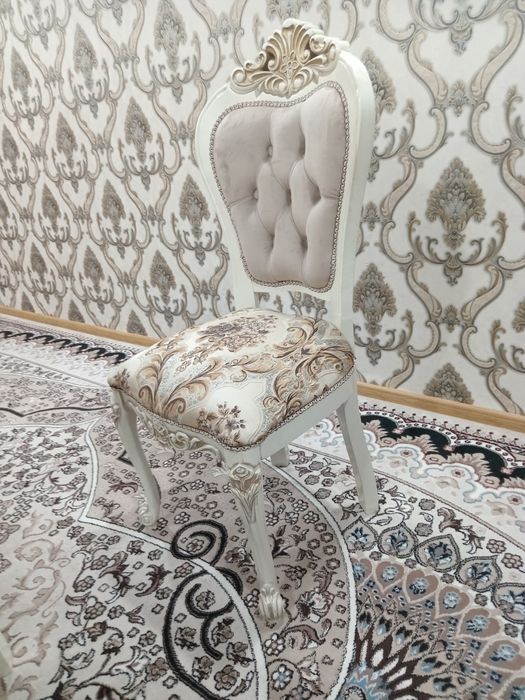 Столь стуль сотилади