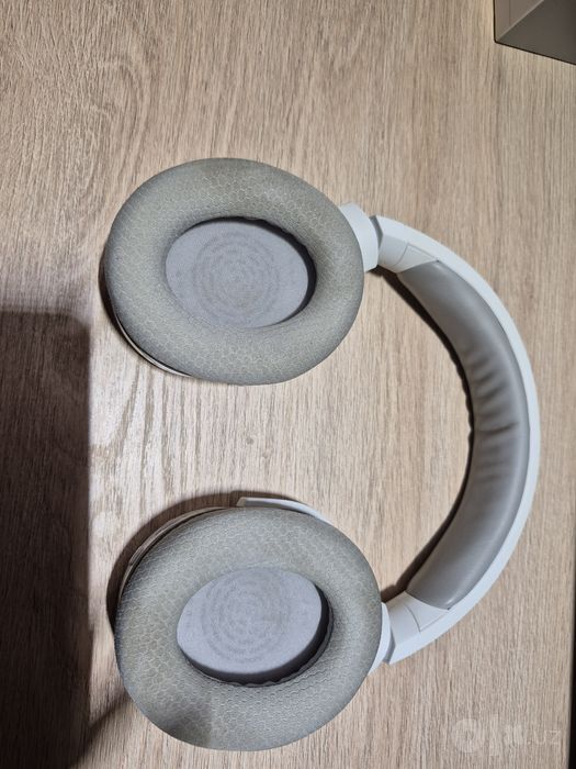 Игровые беспроводные наушники Razer Barracuda X White