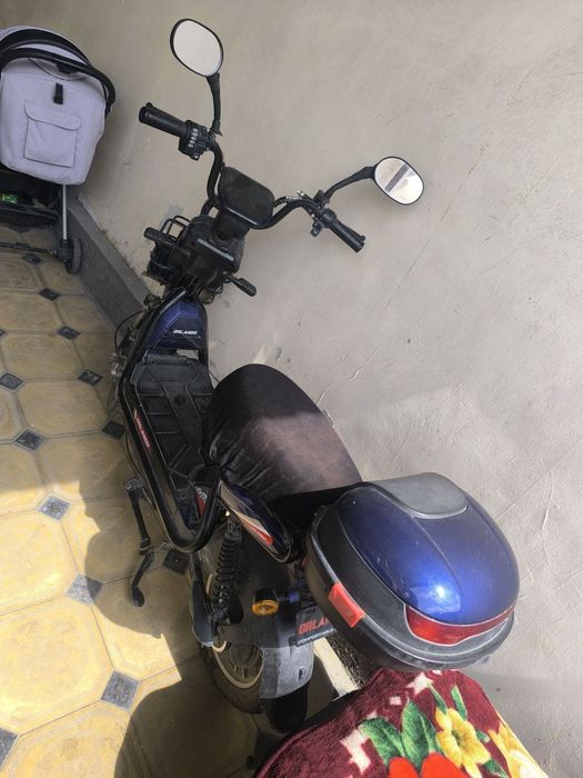 Skuter sotiladi srochna