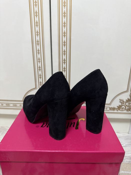 Туфли черные замш