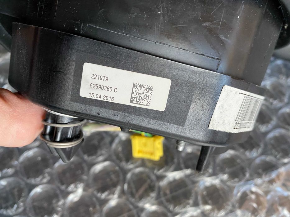 Оригинален волан С ПОДГРЯВАНЕ и ВИБРАЦИЯ за Mercedes W222