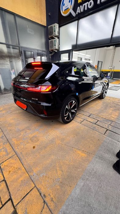 Aito Seres M5 EV