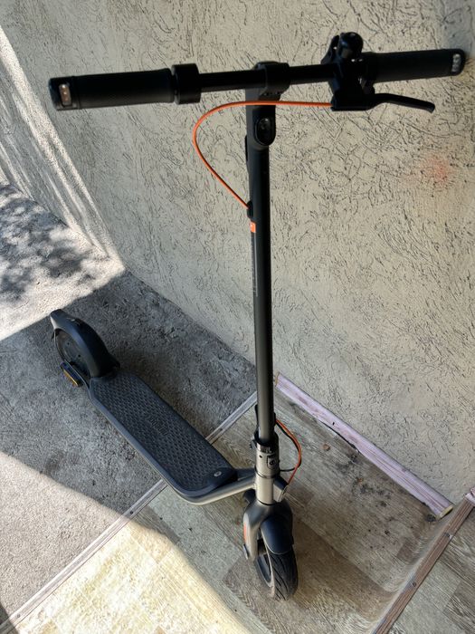 Продаётся электросамокат Ninebot F2 Plus