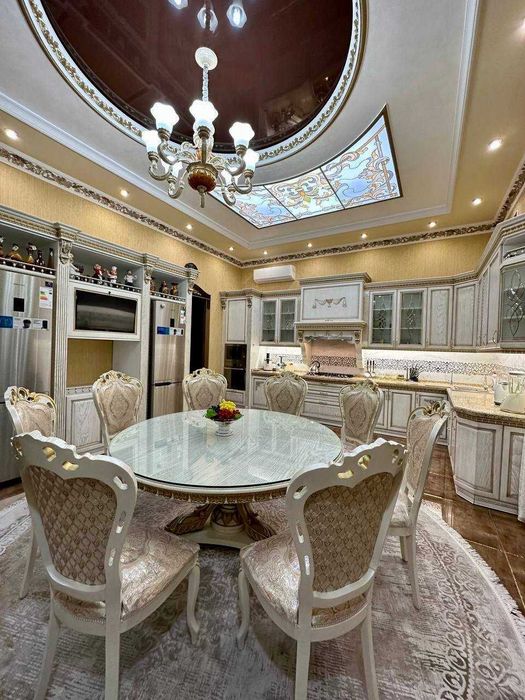 R1 Сдаётся Участок на Яккасарайском р-не, ор-р Гостиница Россия!