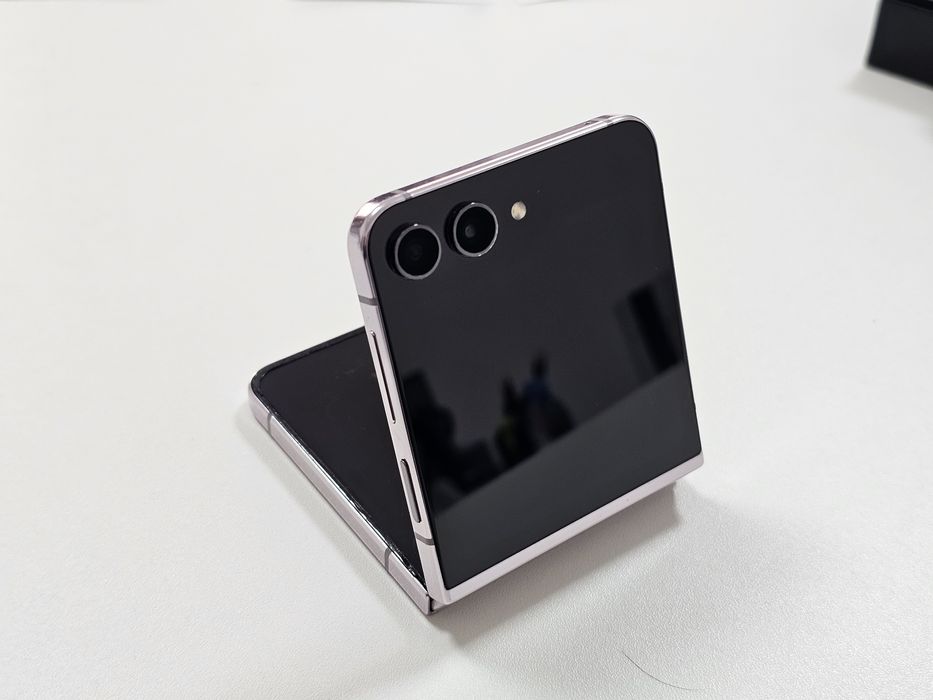 Samsung Z flip 5 256gb