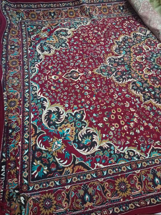 Madonna gilam 270 ga 370 razmerda ishlatilgan xolati yomon emas