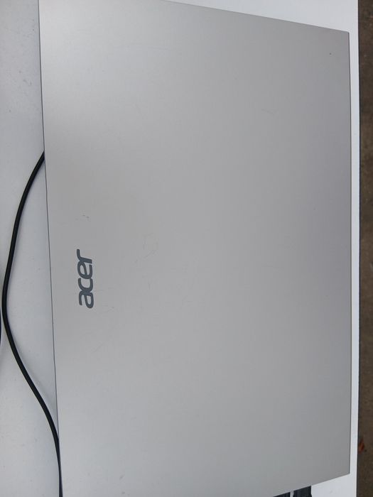 Acer  Noutbook  Yangi holatda