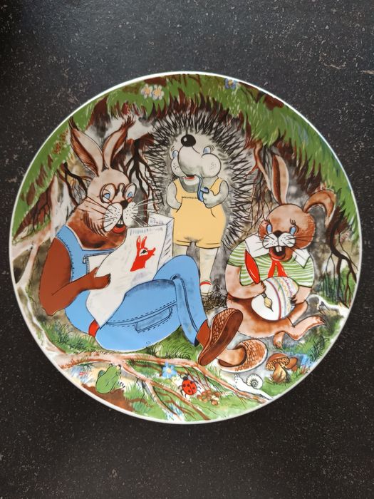 Винтидж руски порцеланови сервизи и колекционерска чиния ГДР от '80