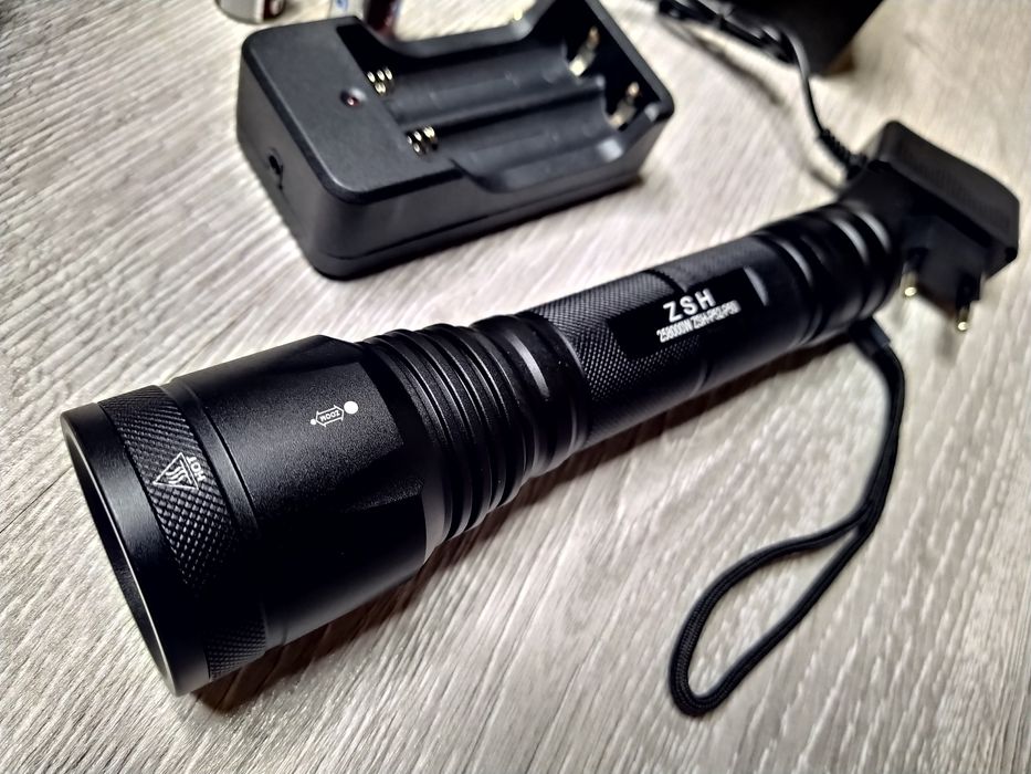 Lanterna profesionala NEW CREE P50-WC, 100%metal, noul model CREE P50