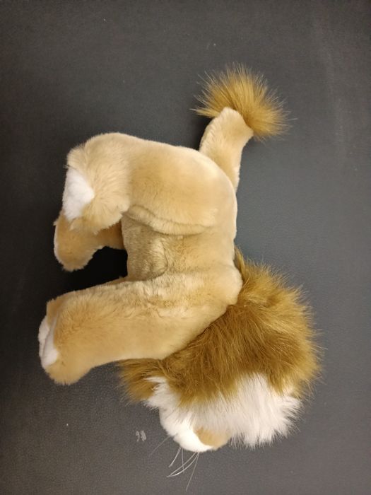 Игрушки разные мишка лев