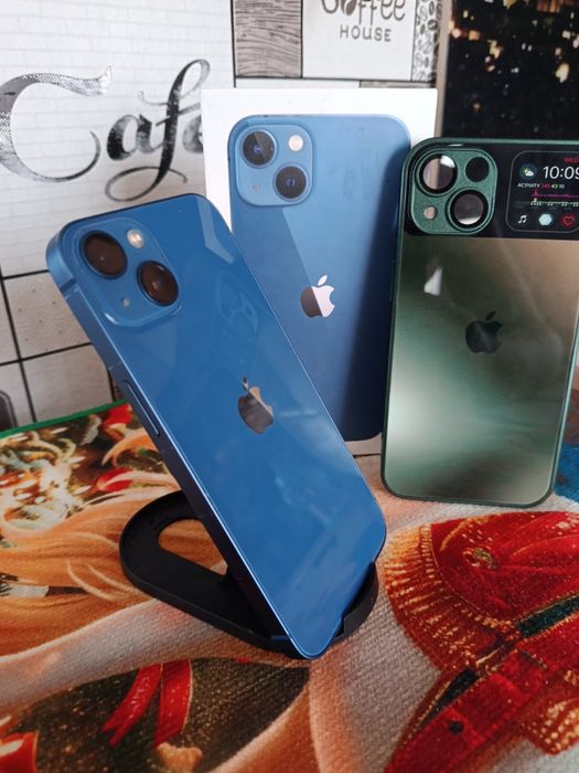 Продам Айфон 13 память 128