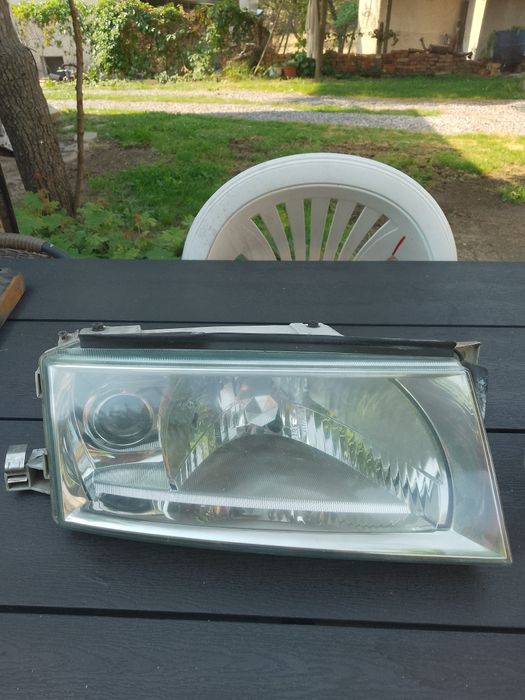 Фарове Октавия 1