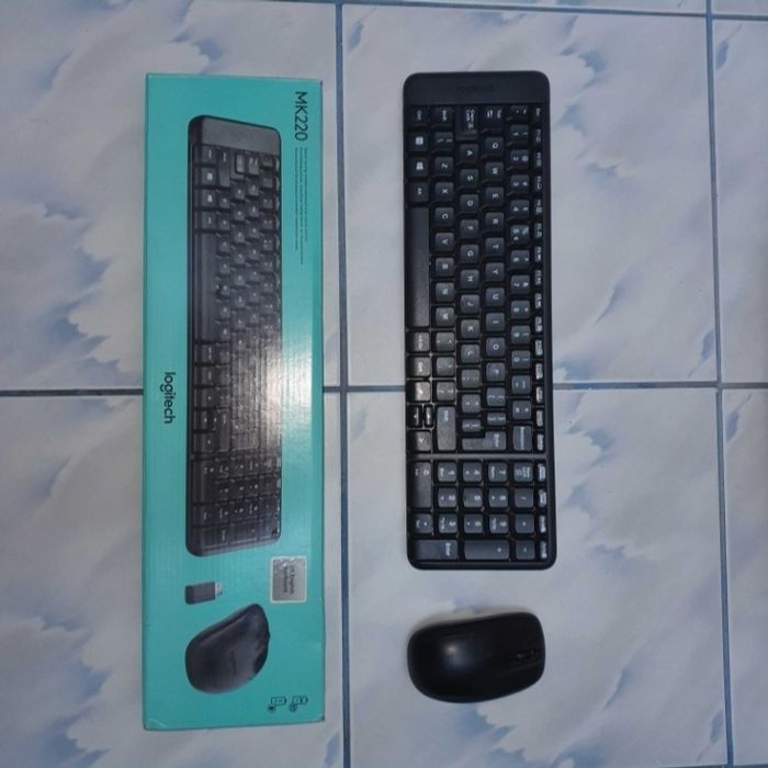Kit tastatura + mouse Logitech MK220, Wireless