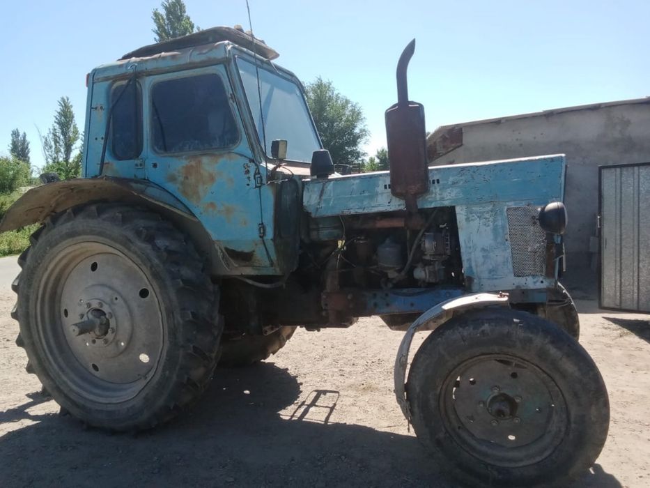 Продам трактор по договорнай цене