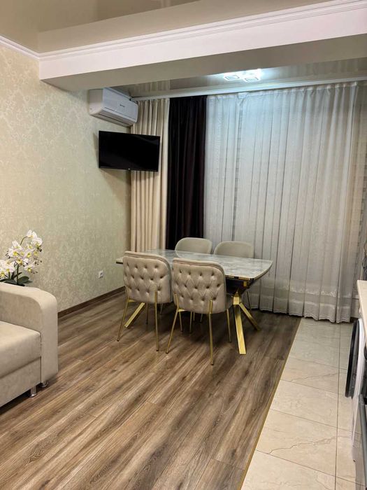 Дава се под наем Двустаен апартамент в София, Разсадника - 54 кв.м за 400 € - Снимка #1