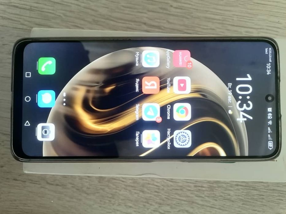Huawei nova  12i