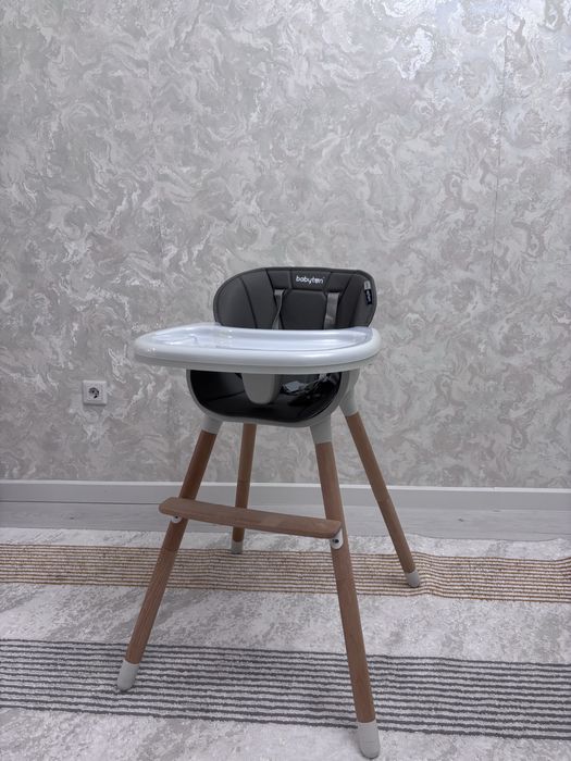 Столик для кормоения