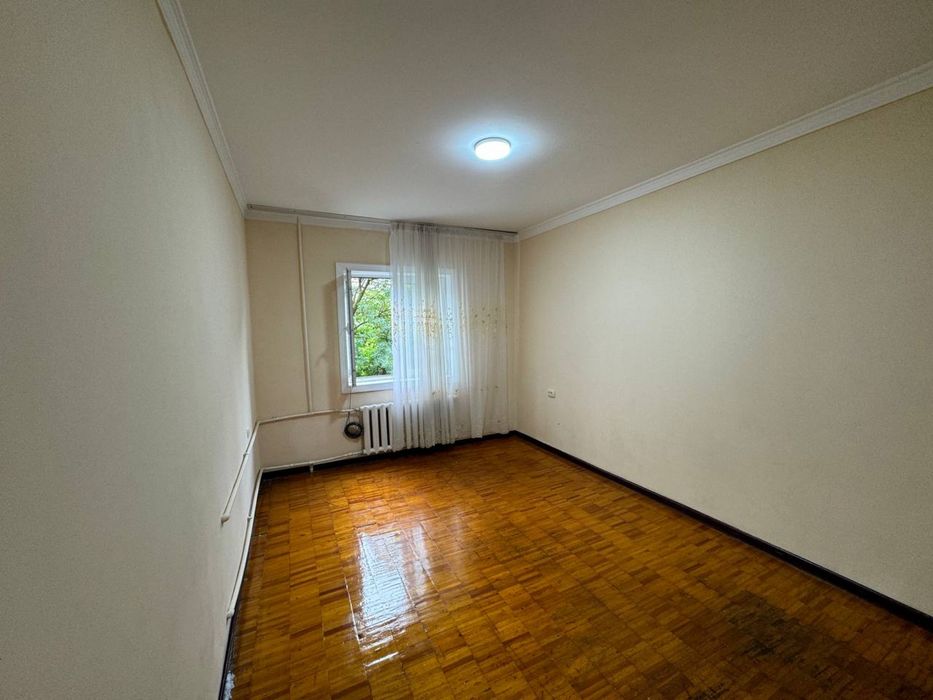 Продается Квартира Карасу 3 Мирзо Улугбек район 1в2 Комнатная 3 Этаж