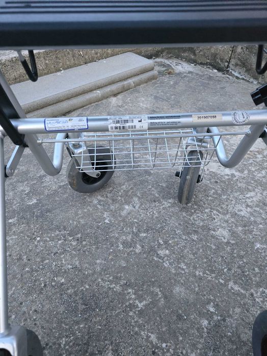 Проходилка (ролатор) 60 €