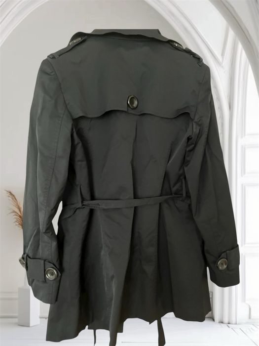 Палта и тренчкоти 10-18€