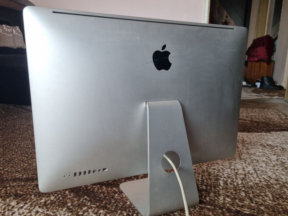 iMac 27 inch Mid 2010 с Intel Core i3 3.2 gh , 8GB DDR3 ram, ATI Radeo