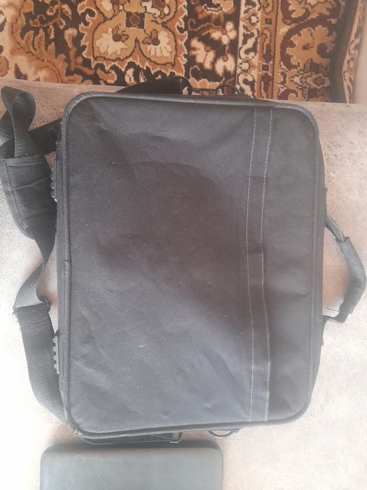 Нотбук HP обменяю на поко х7 или айфон 13 14 про