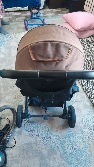 Продам детскую коляску состояние хорошое
