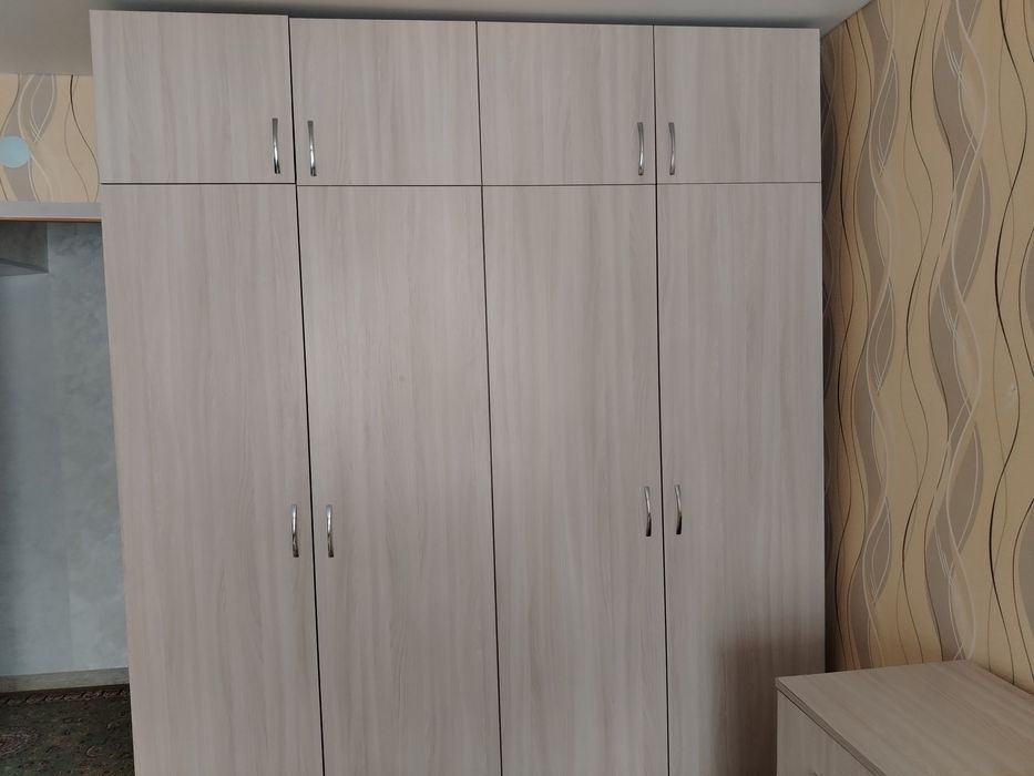 Продаётся шифонер и комод