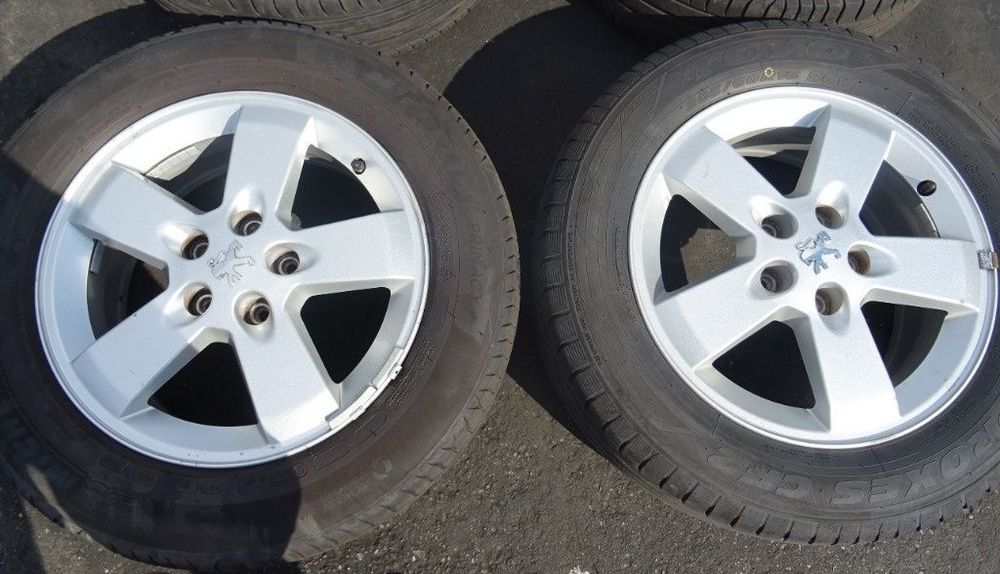 Jante aliaj R16 Peugeot 407 205/60 R16 cu cauciuc
