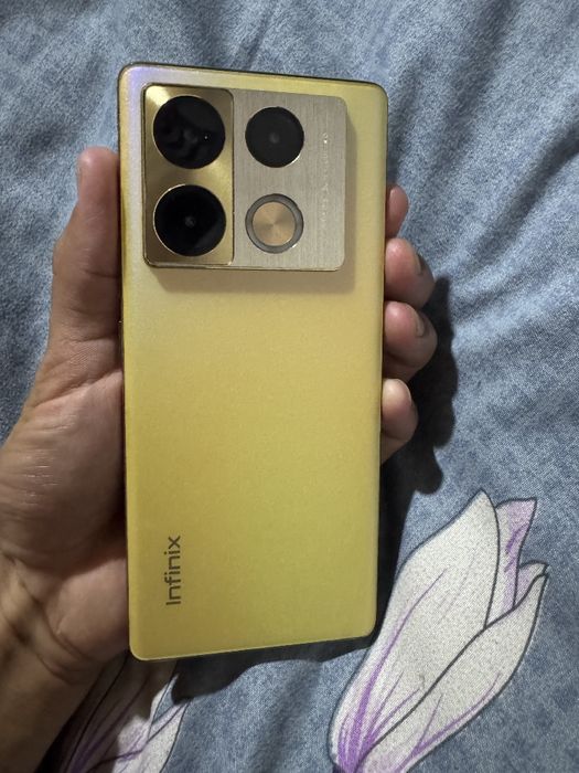 Infinix note 40 pro