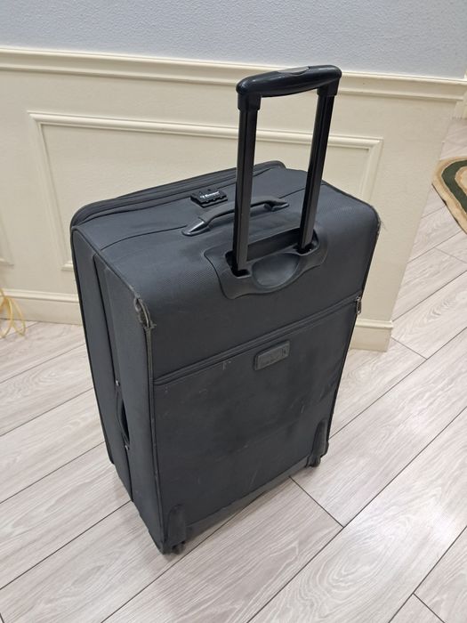 Чемодан большой продам.