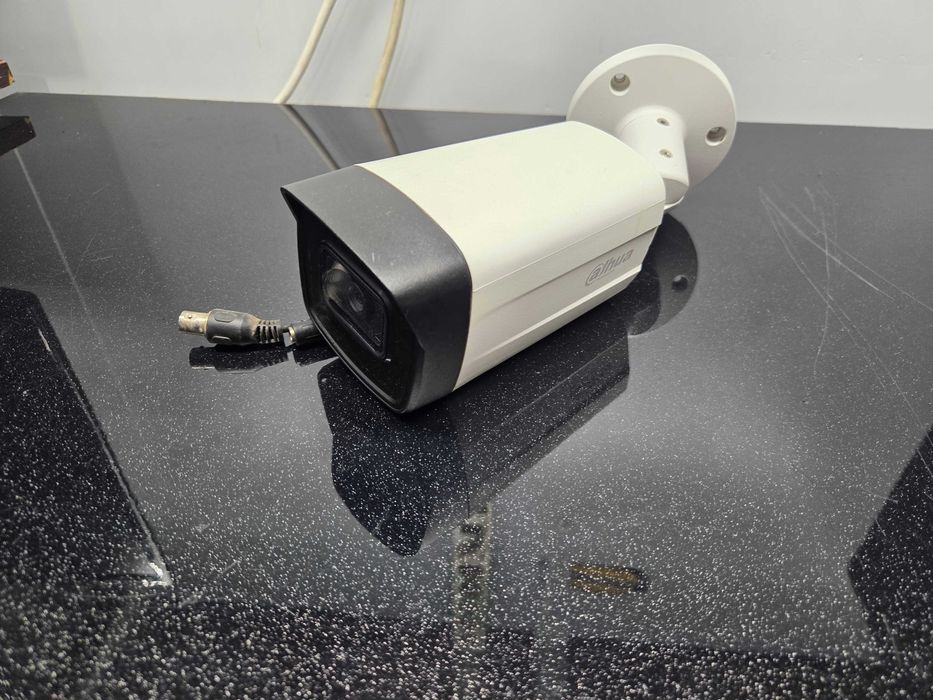 Camera supraveghere Dahua DH HAC-HFW1200THP-I8 2MP Full HD IR 80m
