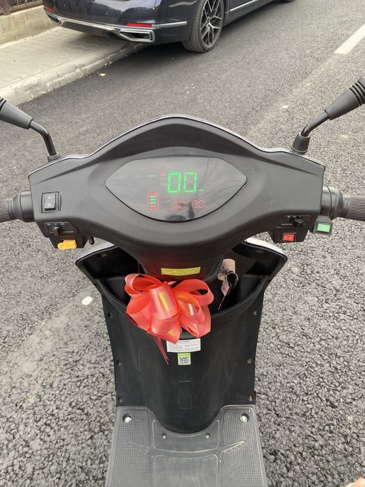 Scuter Electric VOLTA VM4 (triciclu)