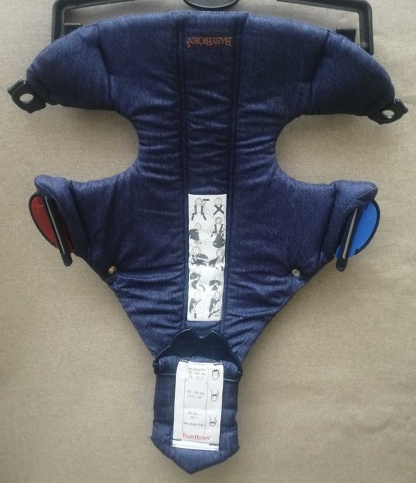 Baby Bjorn kенгуру за носене на бебе BabyBjörn Classic Carrier