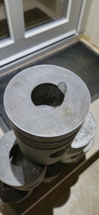 Pistoane raba ! Noi !