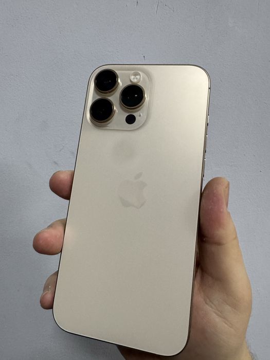 Продам iPhone 16 Pro Max в идеальном состоянии