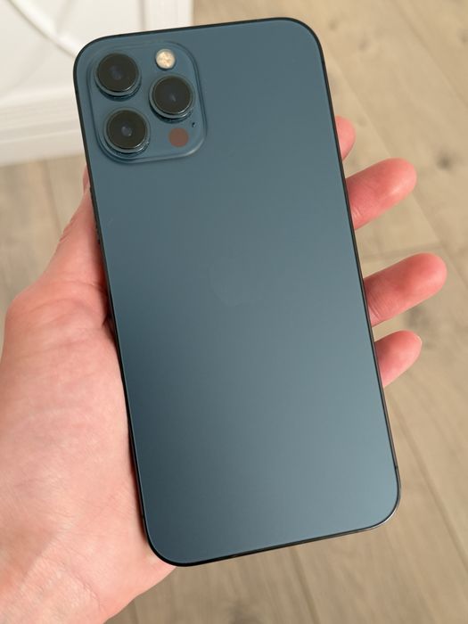 Продам айфон 12 pro max