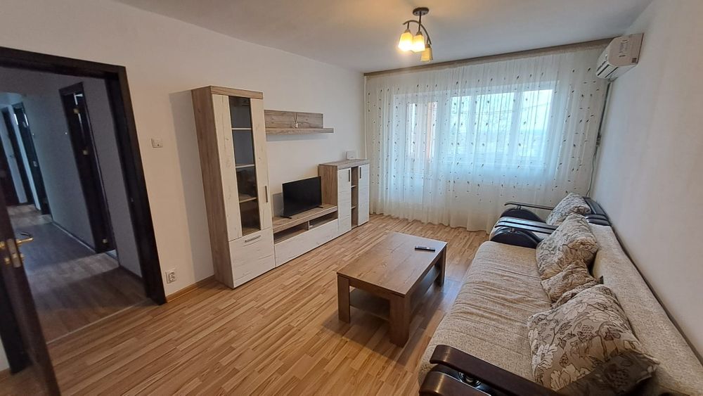 Apartament 3 camere de închiriat – Bulevardul București