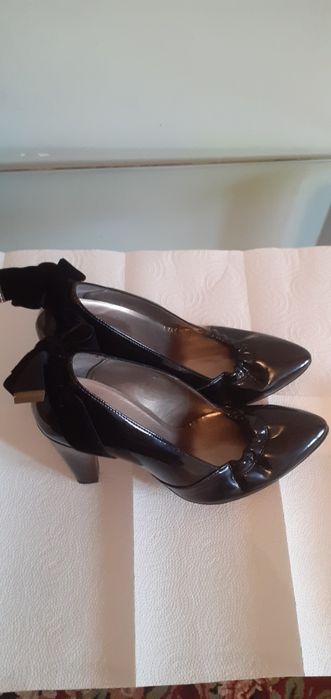 Продажа обуви в отличном состоянии